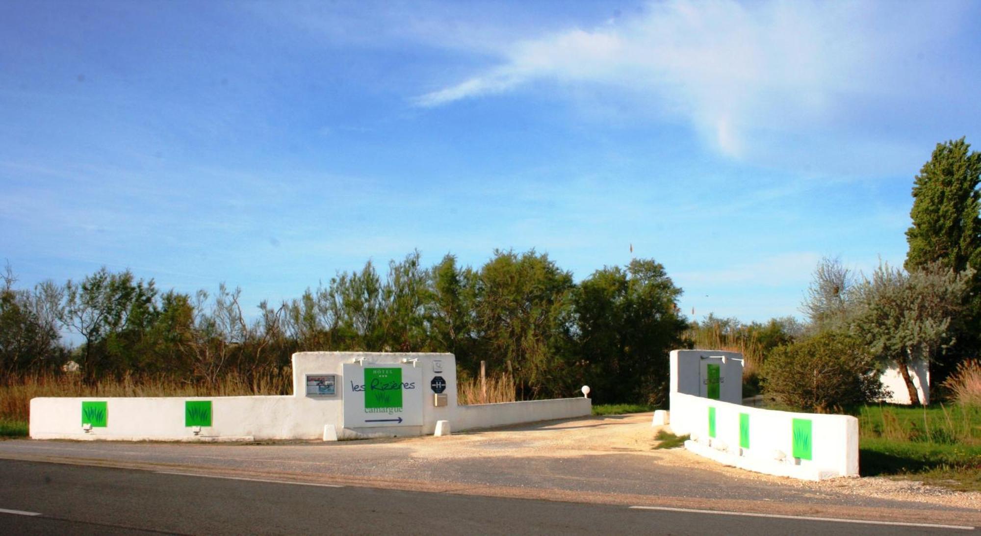 Les Rizieres Hotel Сен Мари де ла Мер Екстериор снимка