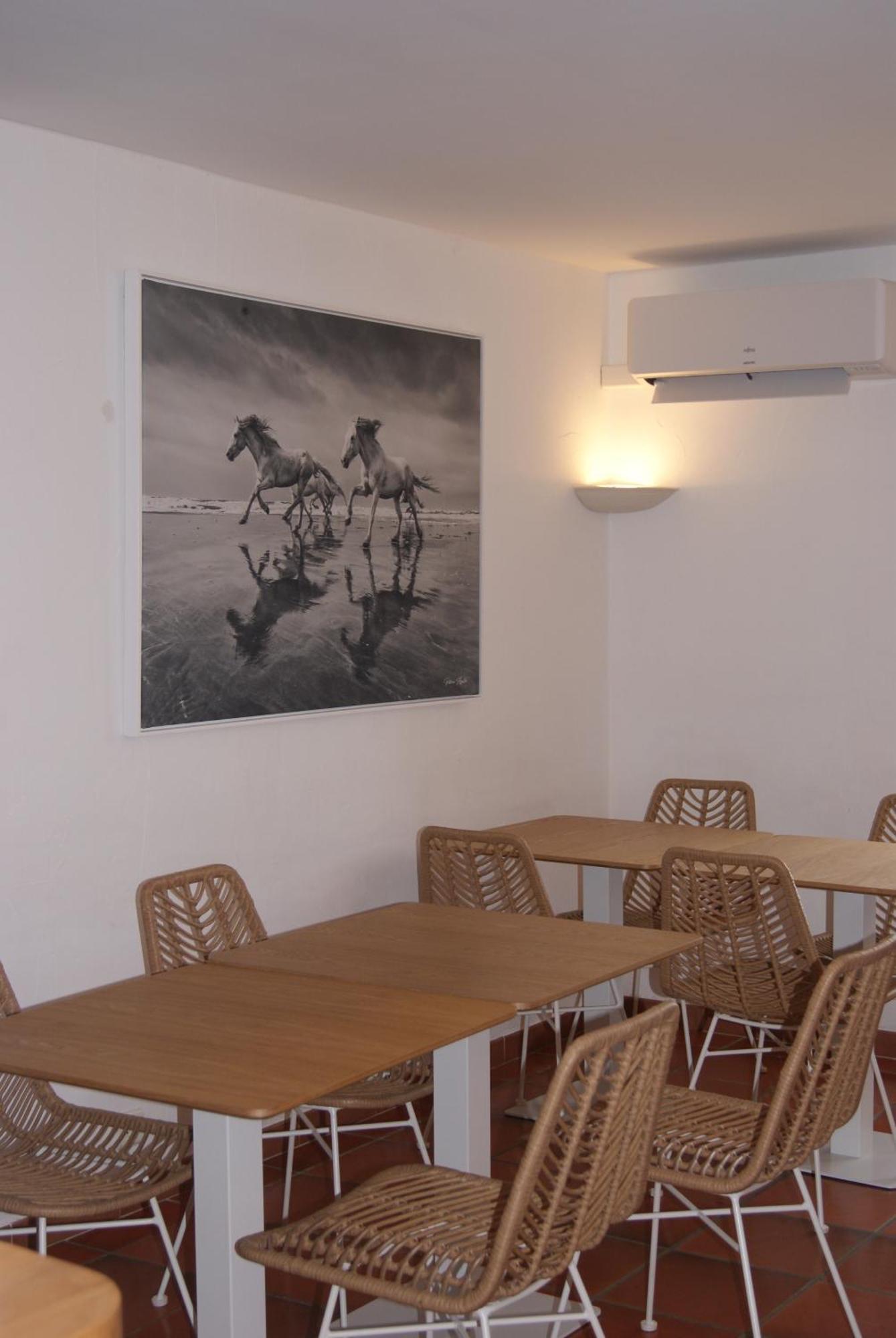 Les Rizieres Hotel Сен Мари де ла Мер Екстериор снимка