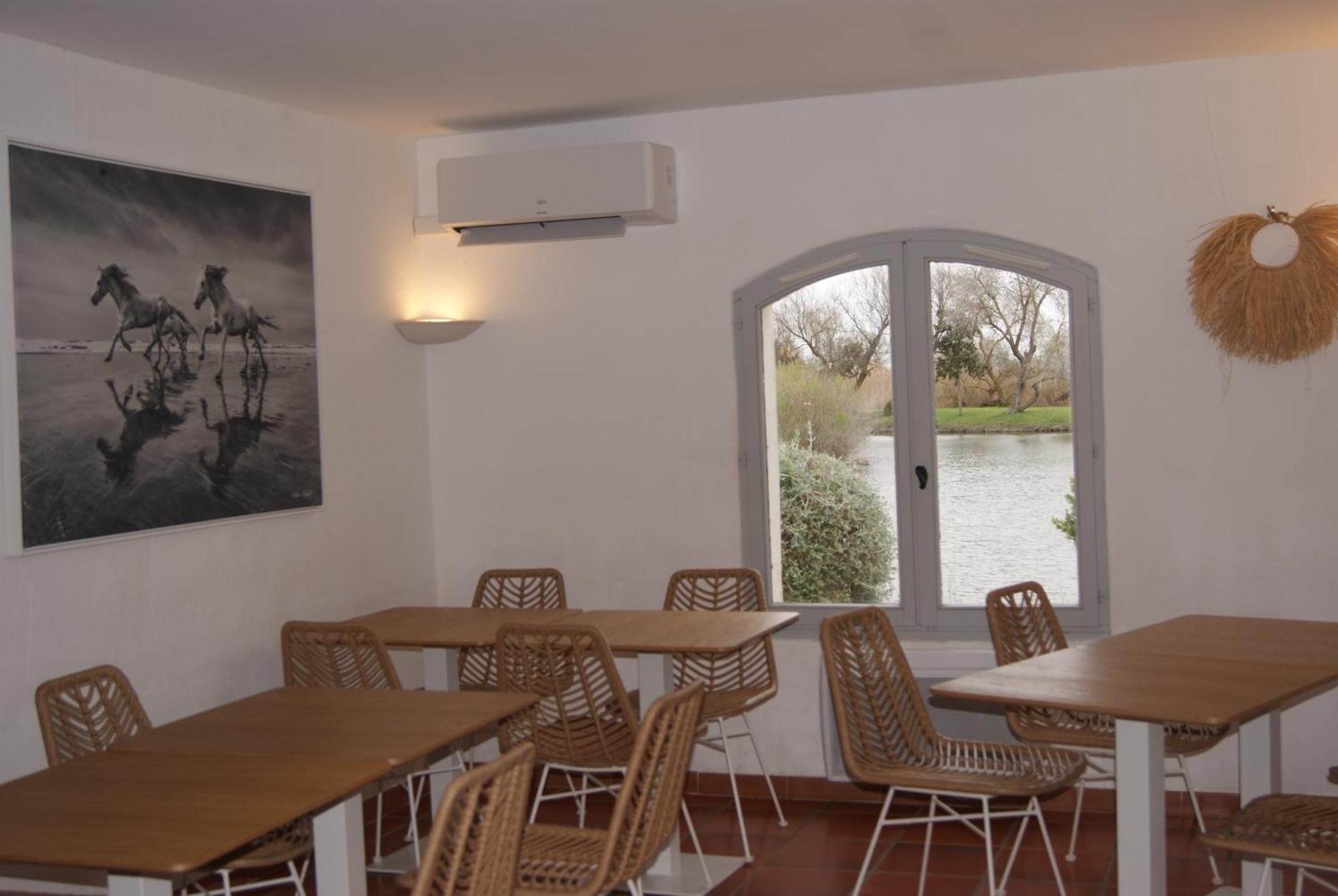 Les Rizieres Hotel Сен Мари де ла Мер Екстериор снимка